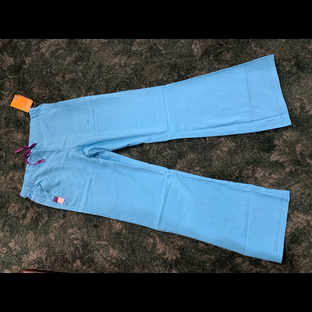NWT- Carhartt scrub pants